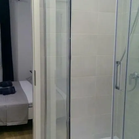 Πανσιόν Adris *